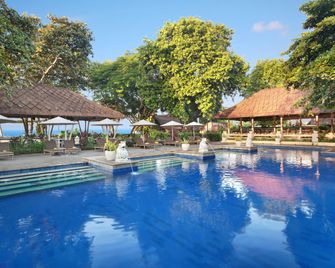 Mercure Resort Sanur - Denpasar - Piscina