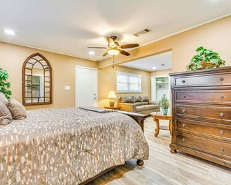6 Mi to Dtwn Charming Home in Little Rock - Little Rock - Bedroom