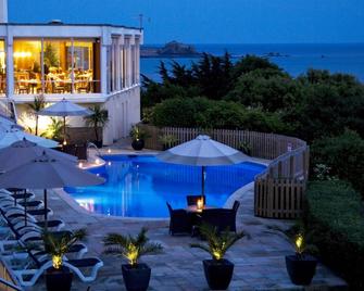 Cristina Hotel - Saint Aubin - Pool