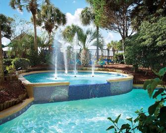 Oceanfront Suite w/Amazing View + Official On-Site Rental Privileges - North Myrtle Beach - Uima-allas