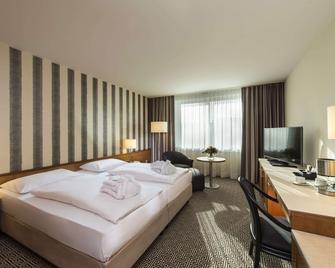 Maritim Hotel Stuttgart - Stuttgart - Schlafzimmer