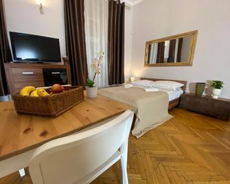 P&J Apartamenty Grodzka - Krakow - Bedroom