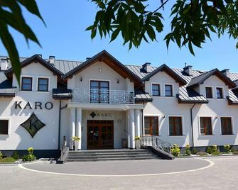 Hotel Karo - Mleczków - Building