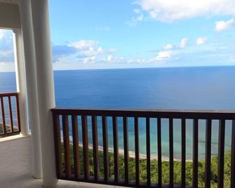 Breathtaking Ocean View 2 bedroom-2 bathroom. - Road Town - Balcony