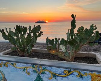 I Mori Dell'Etna - Giardini Naxos