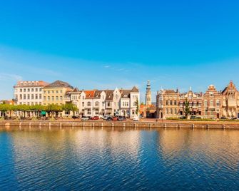 Hotel De Nieuwe Doelen - Middelburg - Gebäude