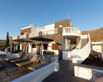 Rhenea Resort - Vourvoulos
