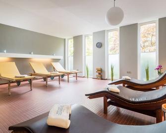 Seehotel Rheinsberg - Kleinzerlang - Wohnzimmer