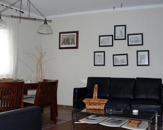 La Casa de Gonzala - Belmonte - Huiskamer
