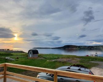 2BR Oceanfront Home in Gros Morne Ntl Park - Rocky Harbour