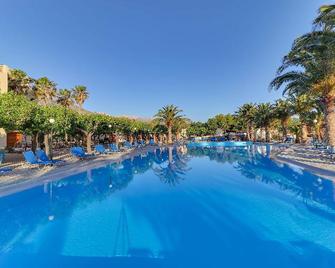 Mare Monte Beach Hotel - Georgioupoli - Pool