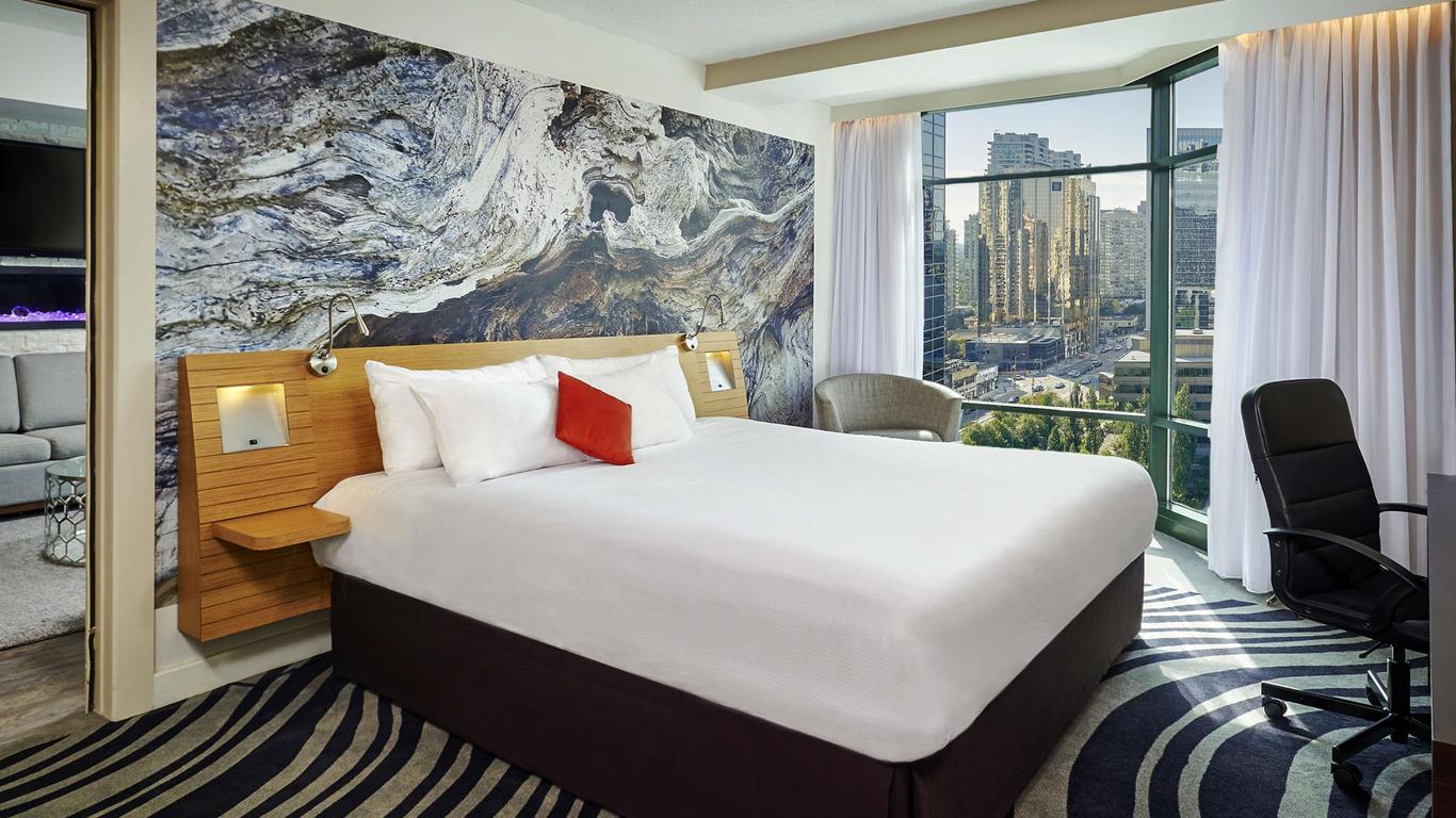 Novotel Toronto North York