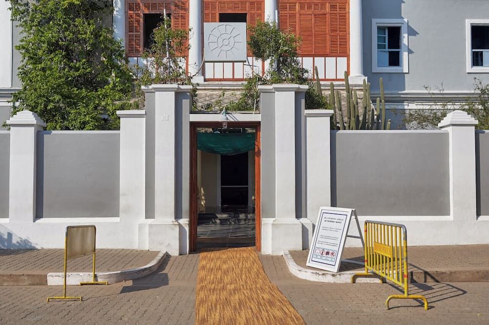 هوتل سورجورو - بودوتشيري - شرفة مرصوفة