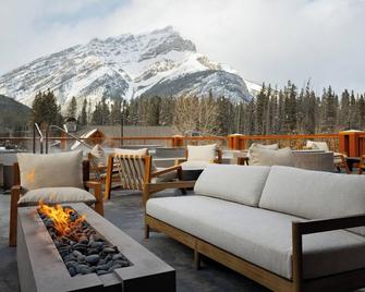 Otter Hotel - Banff - Balcony