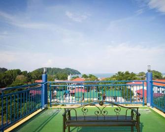 Mny Hotel & Resort - Pangkor - Balcony