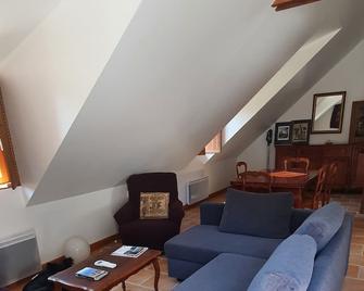 Tout le confort au milieu d'un parc botanique - Noyal-Muzillac - Sala de estar