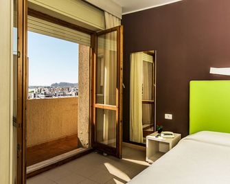 Hotel Residence Ulivi e Palme - קליארי