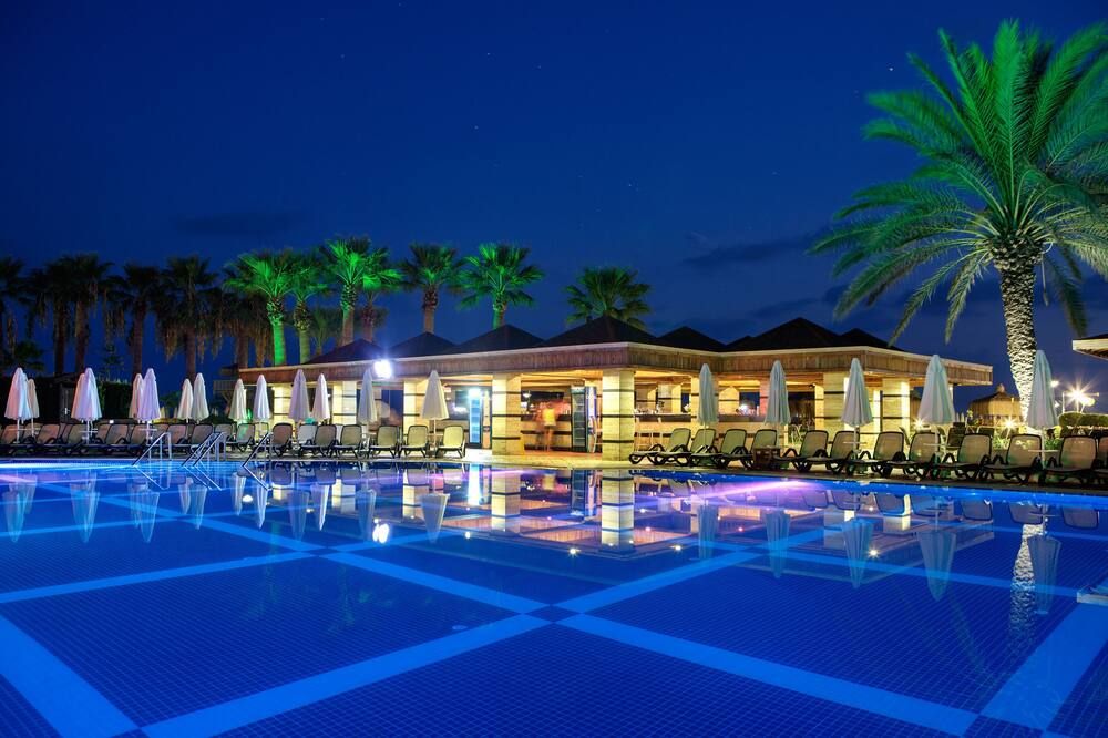 Crystal Tat Beach Golf Resort & Spa - Belek - Pool