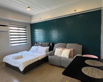 SMDC Park Residences an accessible condo in enchanting Calabarzon with AC, WiFi. - Santa Rosa - Chambre