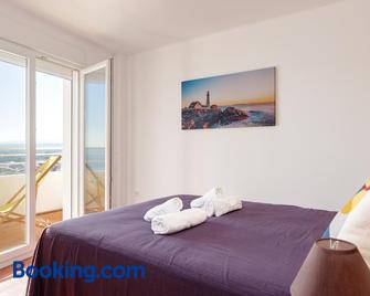 fabulous sea view - a pie de playa- - Sotogrande - Bedroom