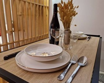 Rental of 2 flats for 3-4 people - Chartres-de-Bretagne - Salle à manger