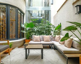 District Polanco by Lumina - Mexico City - Patio