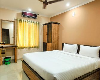 Nexstay Moments Inn - Thrissur - Camera da letto