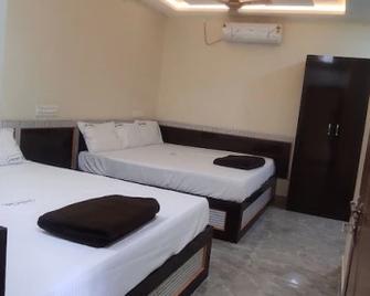 Sri vasavi residency - Rameswaram - Slaapkamer