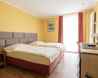 Hotel Kurfürstenhof - Bonn - Bedroom