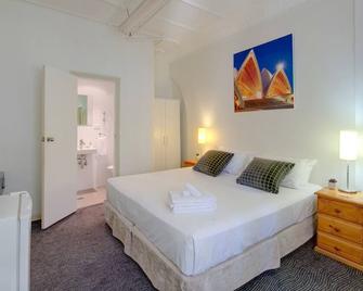 Neutral Bay Lodge - Kirribilli - Bedroom