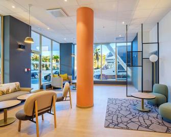 B&B HOTEL Nice Stade Riviera - Nice - Salon
