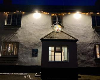 The Globe Inn - Kingsbridge - Edificio
