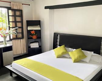 Hotel Premium Real - Medellín - Bedroom