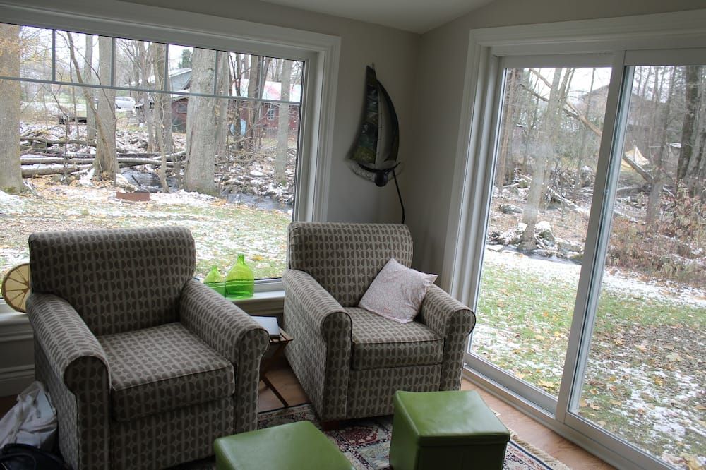Creekside Cottage - Your Vacation Home Winter And Summer, For Beach Or Skiing - South Bruce Peninsula - Sala de estar