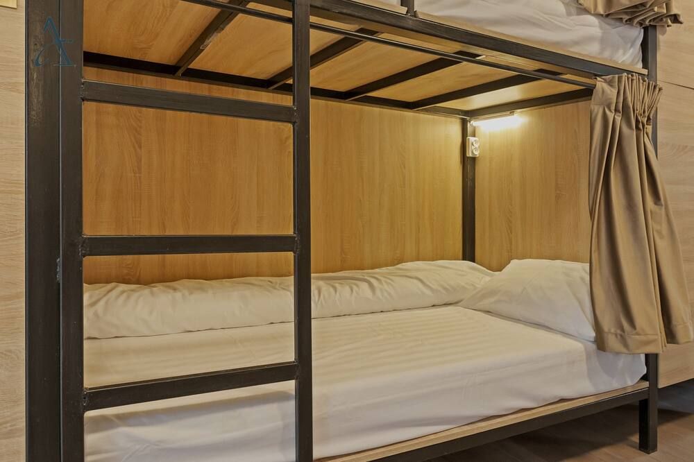 Ramana Garden Hostel - Self-Service Accommodation - בוקרשט - חדר שינה