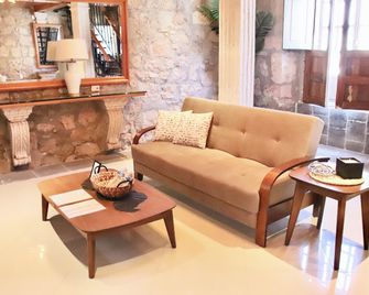Casa Serdán, Suites & Events - Morelia - Living room