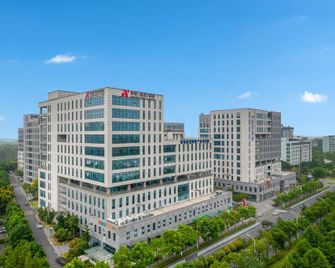 Premier City Comfort Hotel Nanjing Xianlin Campus Town - Nanjing - Bygning