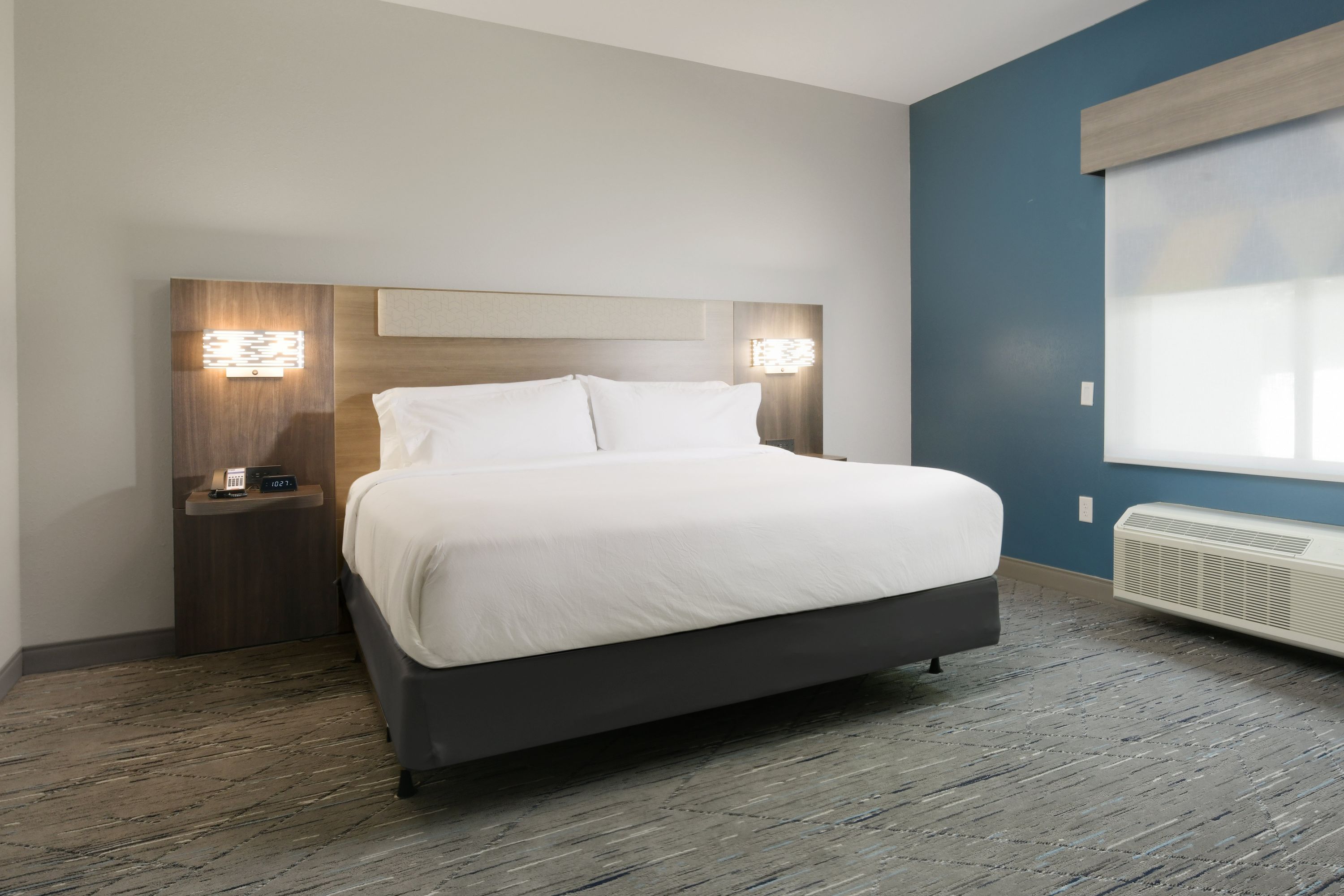 Holiday Inn Express & Suites Williamstown - Glassboro By IHG