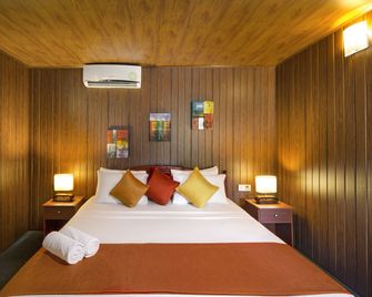 Palm Beach Inn &Sea Shells Cabanas - בנטוטה - חדר שינה