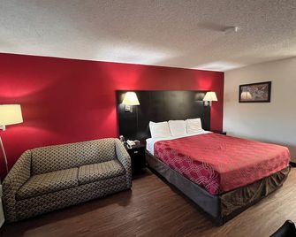 Econo Lodge Inn & Suites Tuscaloosa I-20 - Tuscaloosa - Habitación