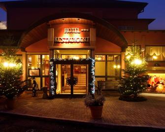 Logis Hostellerie Motel Au Bois Le Sire - Orbey - Gebouw