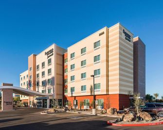 Fairfield Inn & Suites by Marriott Phoenix Tempe/Airport - Tempe - Rakennus