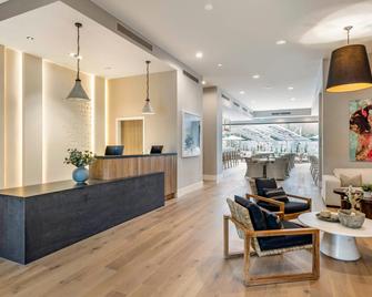 Cambria Hotel Calabasas - Malibu - Calabasas - Front desk