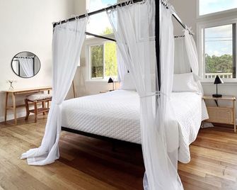 Anahola Aloha Beach House home - Anahola - Bedroom