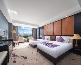 Xiongxuan Hotel (Dali Lushan Ancient City High-speed Railway Station) - Dali - Bedroom