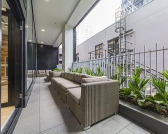 Star Victoria Serviced Apartments - Auckland - Balcony