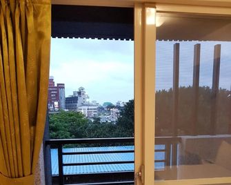 Hualien City Home - Hualien City - Μπαλκόνι