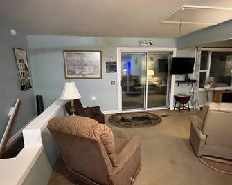 Echo Lake Paradise-Enjoy The Views In Any Season! - Presque Isle - Sala de estar