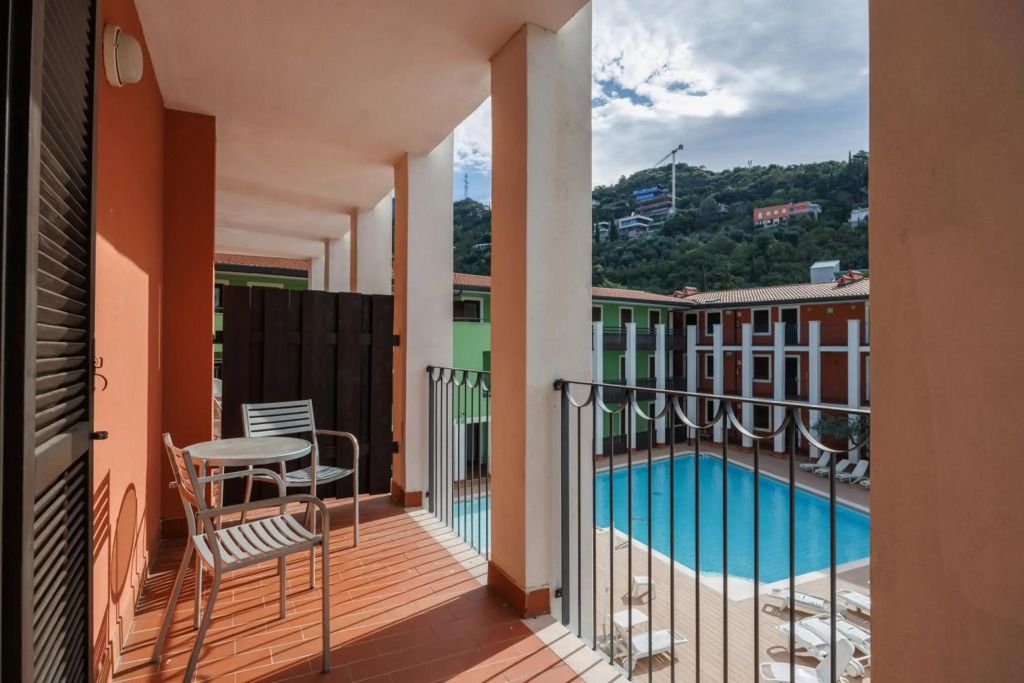 Club Hotel e Residence La Vela - Nago–Torbole - מרפסת