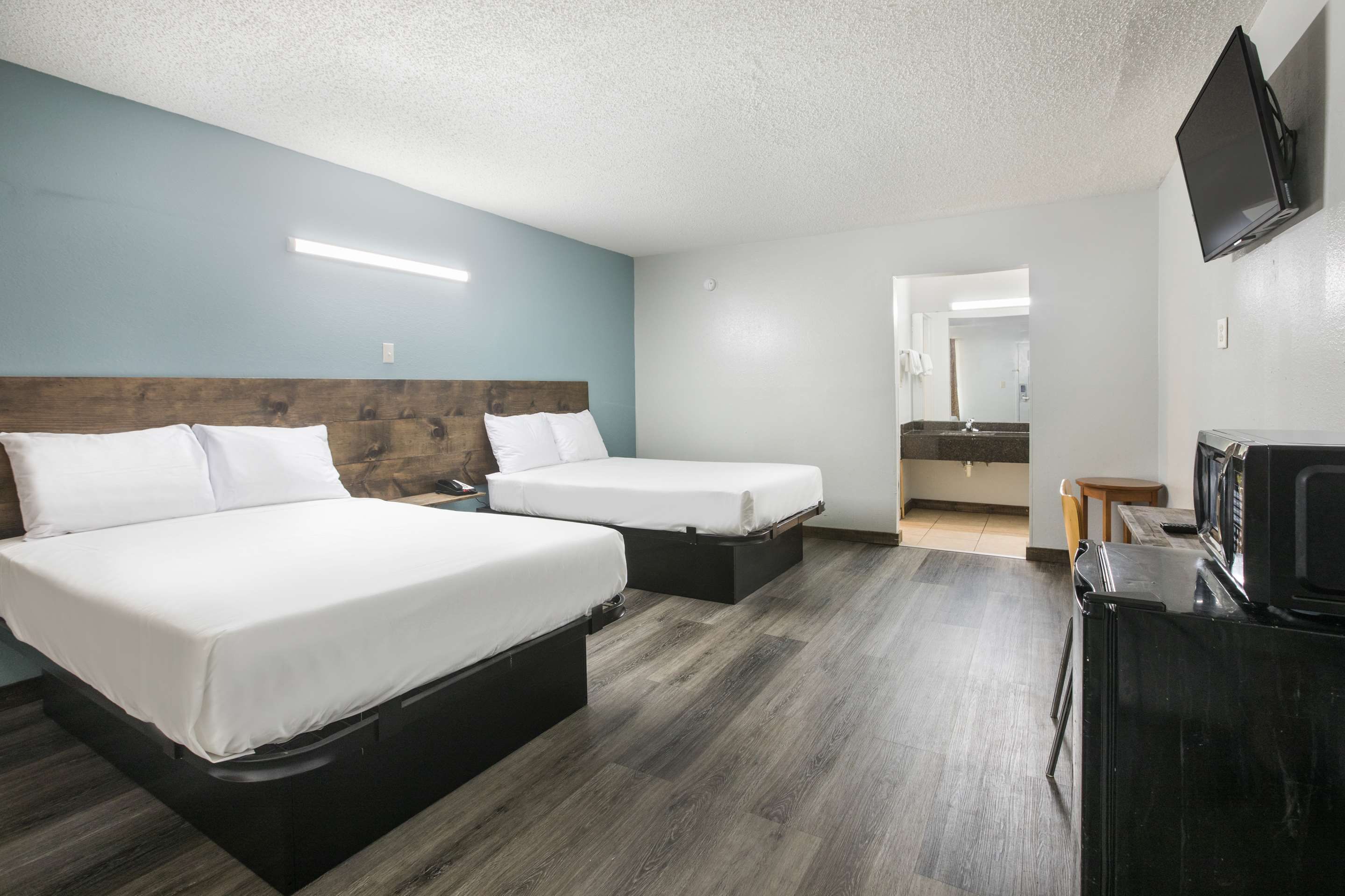 Americas Best Value Inn Stockbridge - Stockbridge - Habitación